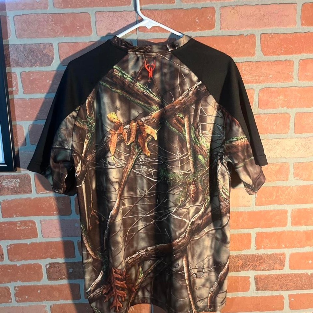 Realtree Camo Performance Tee - Picture 2 of 5